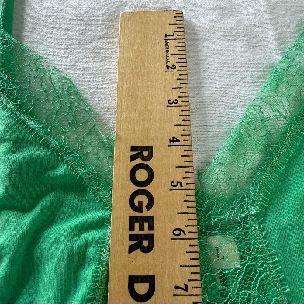 POL Green Lace Trim Tank Small Boho Flowy Drapey Casual Festival Camisole - Picture 8 of 11